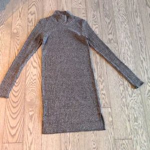 Beautiful dress by Wilfred 🍀